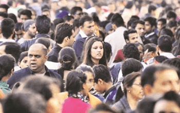 भारत में तेजी से घट रही हिंदुओं की आबादी, मुसलमानों की जनसंख्या में इजाफा; सामने आई रिपोर्ट…
