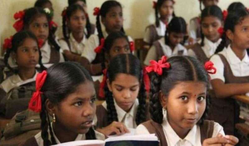 मध्य प्रदेश के स्कूलों से 45 करोड़ वसूलेगी सरकार