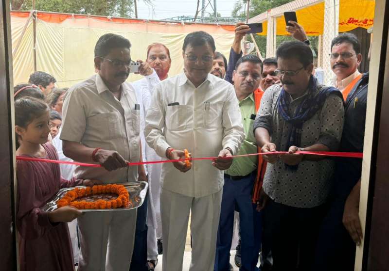 उद्योग मंत्री देवांगन ने मुस्लिम समाज के सामुदायिक भवन का किया लोकार्पण, कीचन शेड और अन्य विकास कार्याे के लिए 15 लाख रूपए की घोषणा की