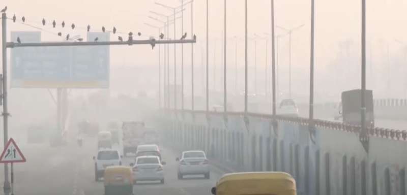 दिल्ली में वायु प्रदूषण का संकट, AQI 500 के पास, मौसम विभाग ने जारी किया हाई अलर्ट