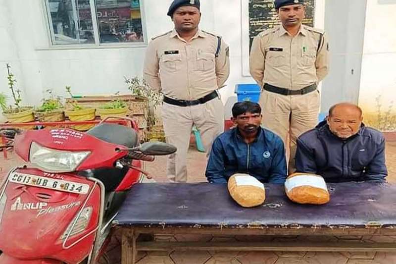 रायगढ़: पुलिस को मिली सफलता, सात किलो गांजा बरामद, तीन तस्कर भी गिरफ्तार