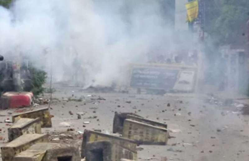 बांग्लादेश में हिंदू मंदिरों पर हमला, शनि मंदिर समेत तीन मंदिर क्षतिग्रस्त