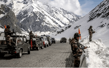 LAC पर 4 साल बाद हालात सामान्य; देपसांग और डेमचोक में भारतीय और चीनी जवानों ने फिर से गश्त शुरू की…