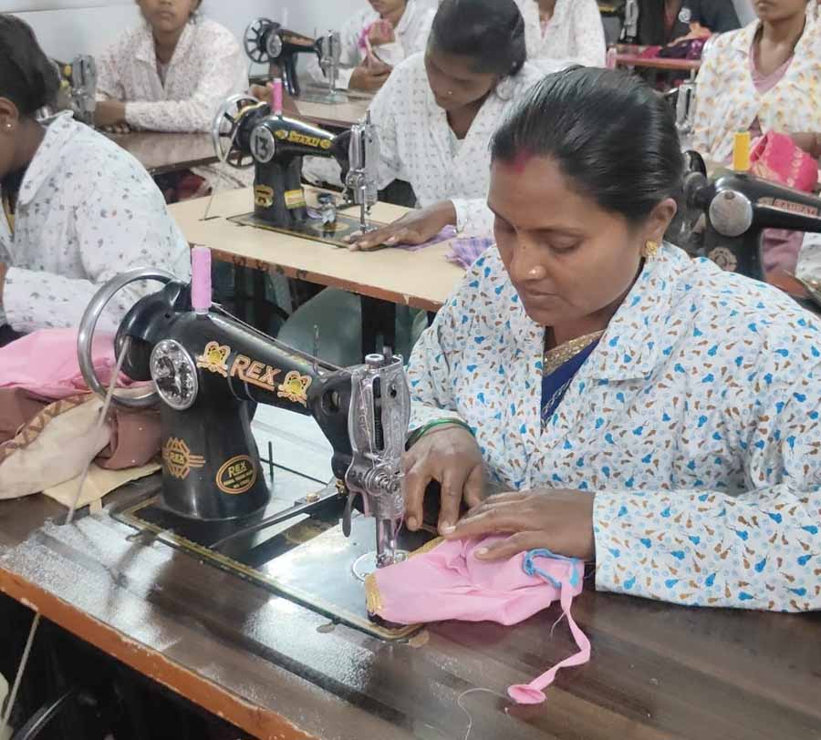 सुशासन की योजनाओं से श्रीमती कविता बनी आत्मनिर्भर, जीवन में आए सकारात्मक बदलाव