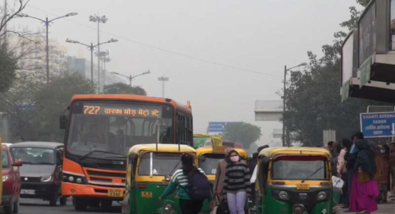 मुख्यमंत्री आतिशी का सख्त आदेश: महिलाओं को देखकर बस नहीं रोकने वाले ड्राइवर और कंडक्टर होंगे सस्पेंड