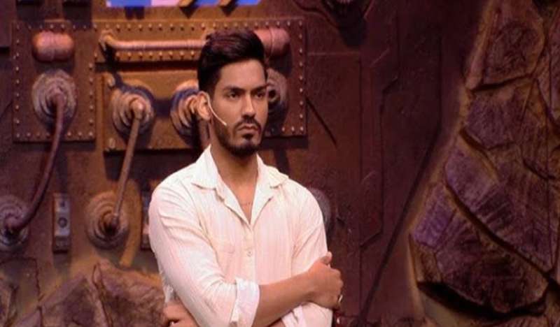 Bigg Boss 18 : दिग्विजय राठी के एविक्शन पर सलमान ने लगाई शिल्पा-चुम और करण की क्लास