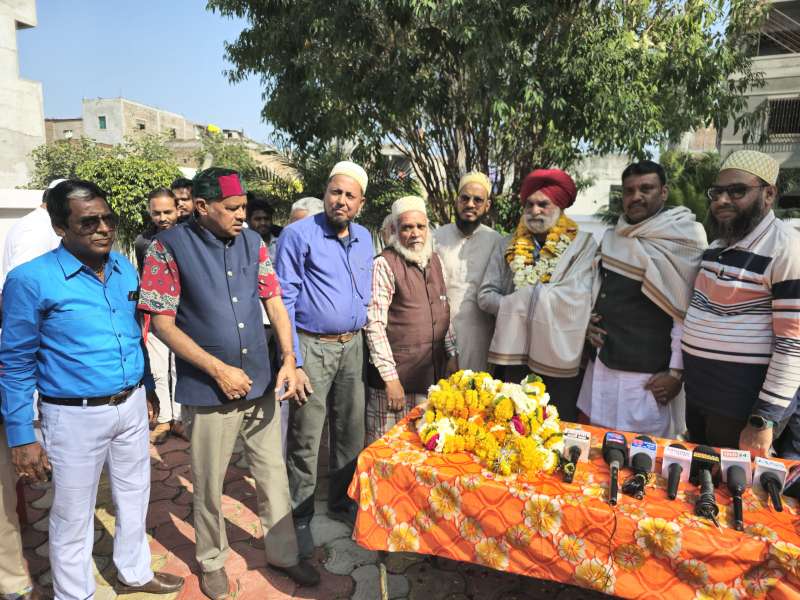 अधिकारों के लिए लड़ना और संस्कृति की रक्षा करनी होगी: प्रो. जगमोहन सिंह,  शहीदे आज़म भगतसिंह के भांजे शाजापुर आए