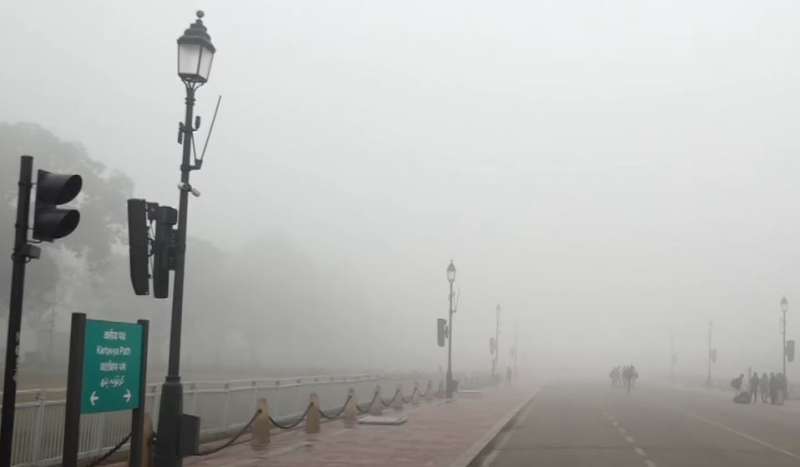 दिल्ली में बारिश के बाद प्रदूषण में गिरावट, AQI 207 तक पहुंचा