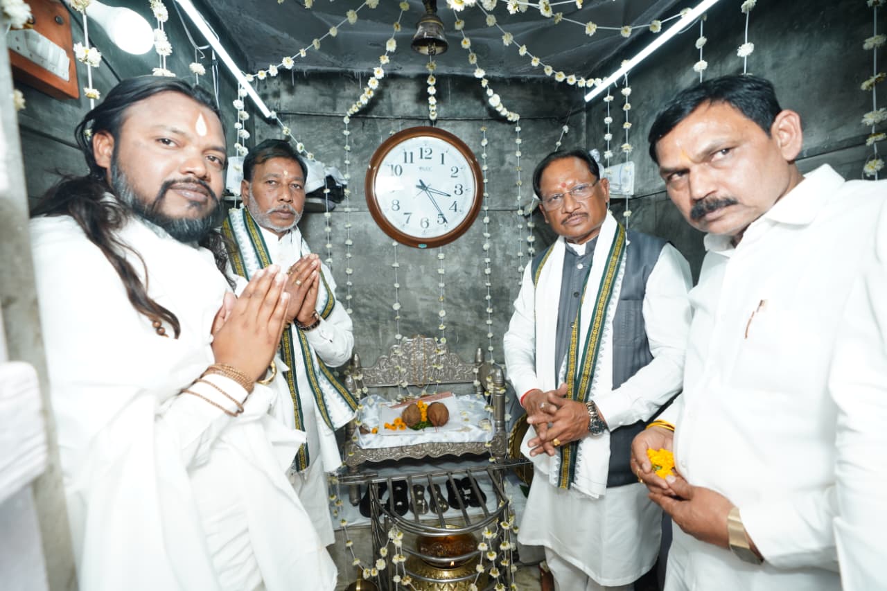 बाबा गुरू घासीदास जी के बताए मार्ग पर काम कर रही हमारी सरकार – मुख्यमंत्री विष्णु देव साय….