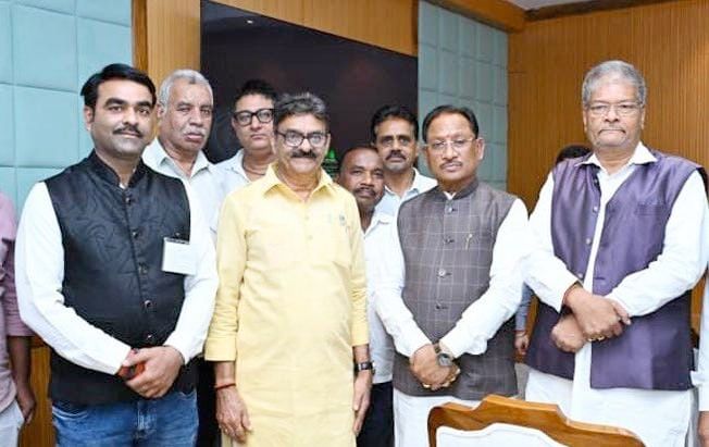 स्वतंत्रता संग्राम सेनानियों का त्याग और बलिदान देश की अमूल्य धरोहर: मुख्यमंत्री विष्णु देव साय….