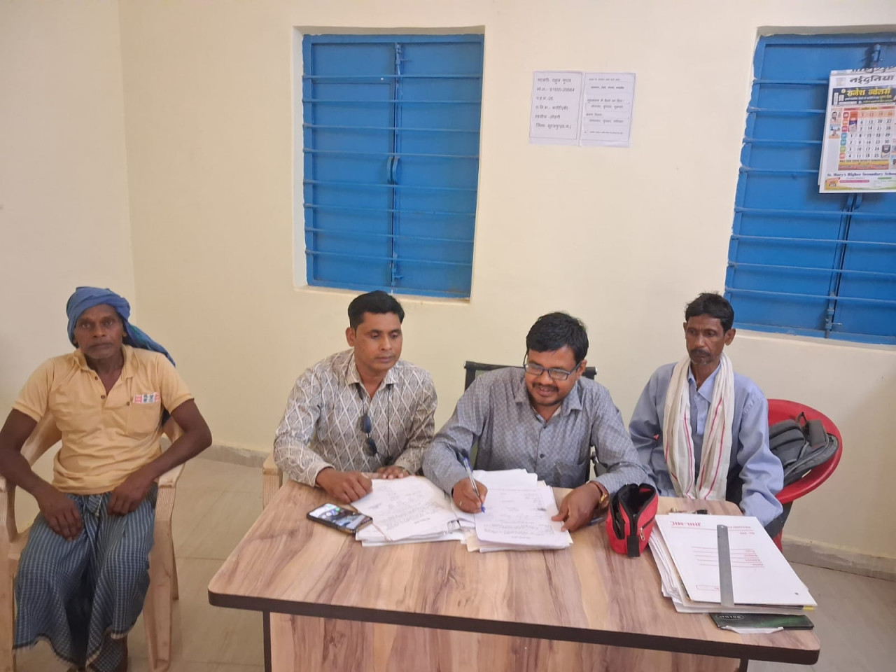 सुशासन तिहार की तैयारी: ग्राम पंचायतों में आवेदन संग्रहण प्रारंभ, कलेक्टर के निर्देशानुसार 22 से 29 अप्रैल तक जिले की समस्त ग्राम पंचायतों में लिए जा रहे आवेदन, 01 मई से होगा सुशासन तिहार का शुभारंभ…