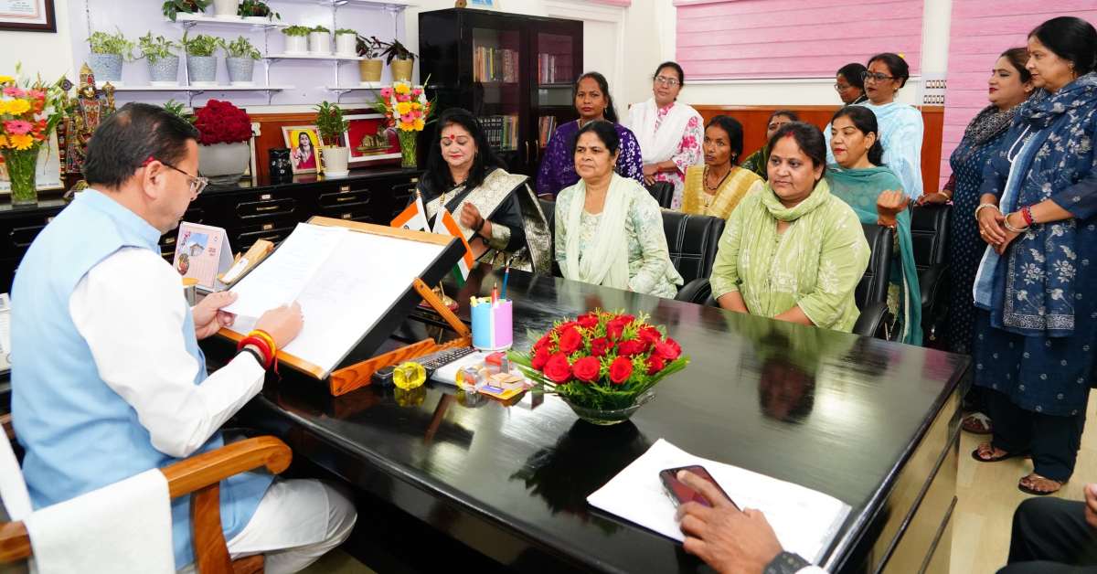 Uttarakhand News: आंगनबाड़ी कर्मियों के मानदेय में बढ़ोतरी पर विचार, सीएम धामी के आश्वासन के बाद हड़ताल स्थगित…..