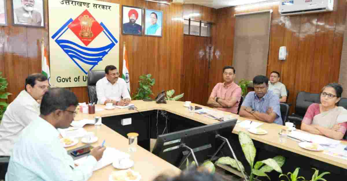 Uttarakhand News: सड़क सुरक्षा पर मुख्य सचिव आनंद बर्द्धन सख्त, बोले- कार्यों में डुप्लीकेसी न हो, तैयार करें एकीकृत कार्य योजना…..