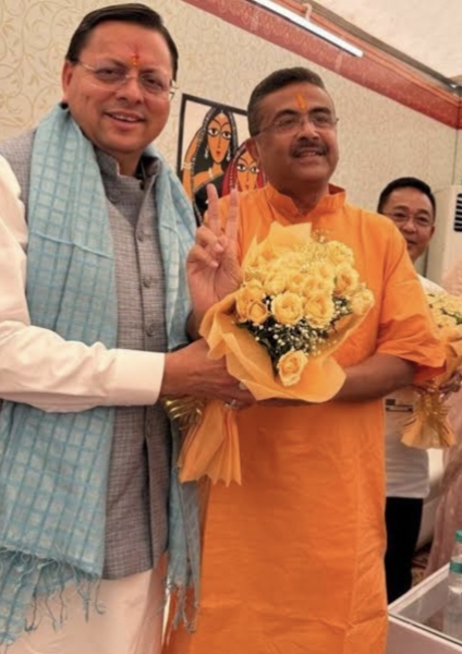 पश्चिम बंगाल में पहली बार भाजपा सरकार का गठन, शपथ ग्रहण समारोह में शामिल हुए CM Dhami