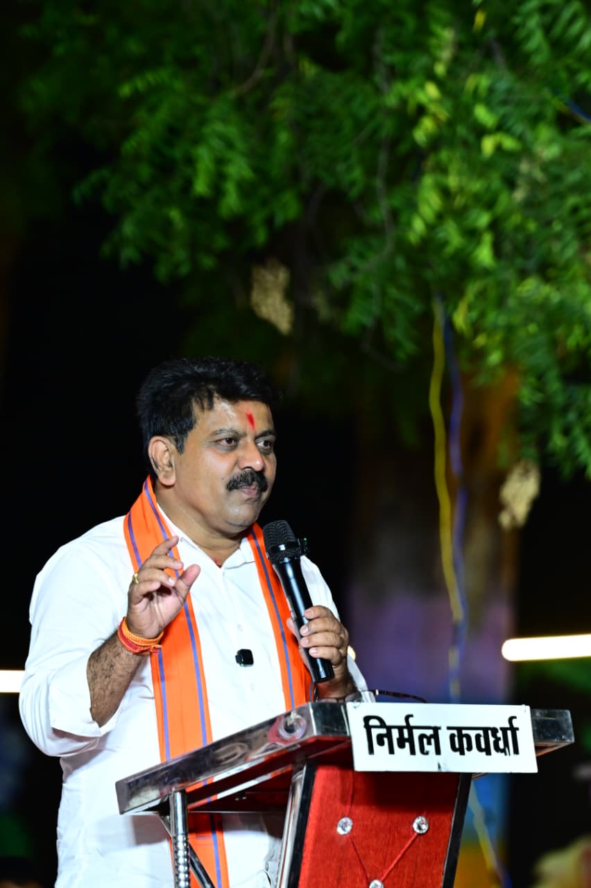 कवर्धा को मिली नई सौगात- उप मुख्यमंत्री विजय शर्मा ने किया “मित्र मिलन चौपाटी” का भव्य लोकार्पण… कवर्धा को मिली नई सौगात- उप मुख्यमंत्री विजय शर्मा ने किया “मित्र मिलन चौपाटी” का भव्य लोकार्पण…