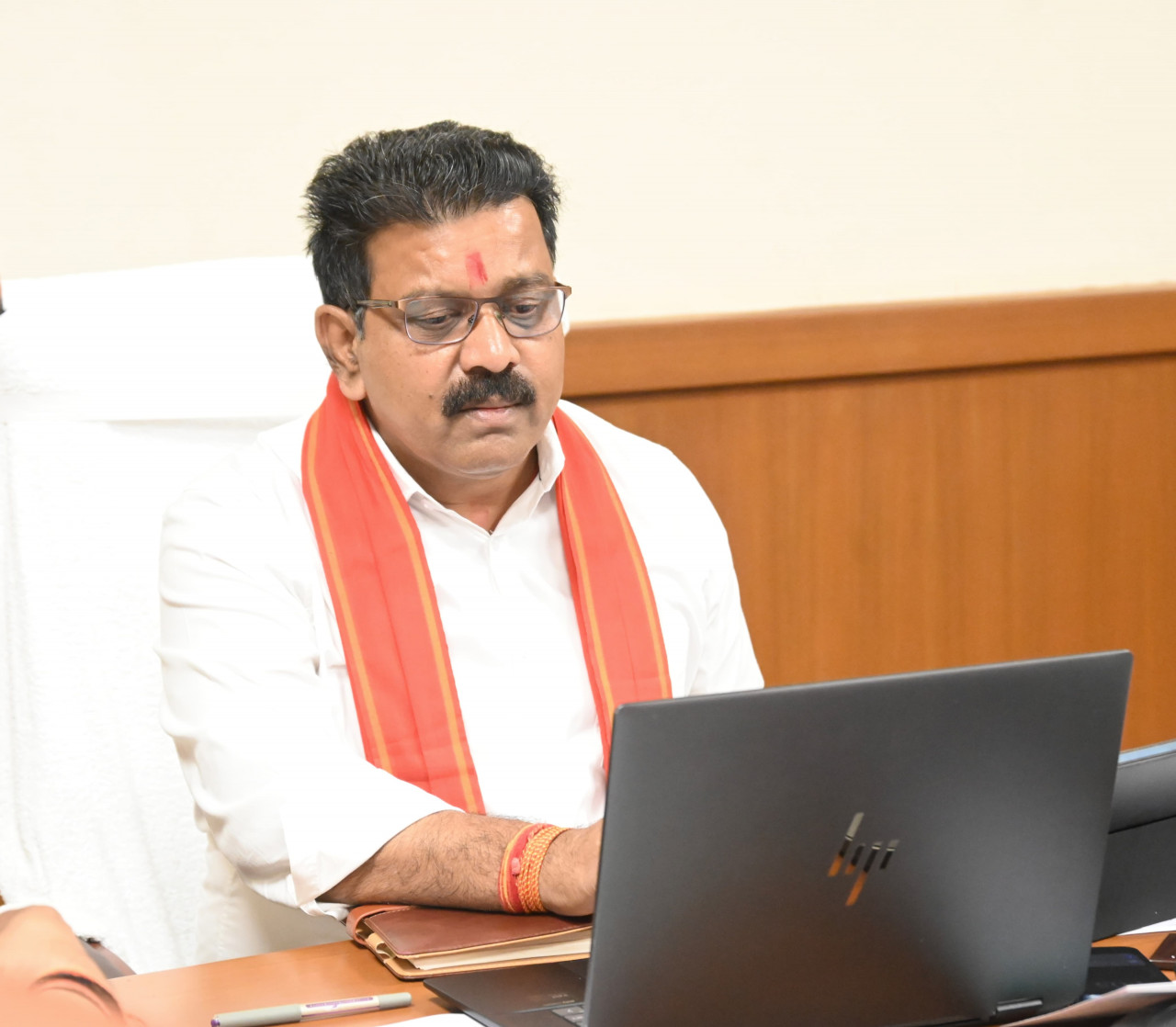उप मुख्यमंत्री विजय शर्मा ने की सुशासन तिहार की तैयारियों की समीक्षा, वीडियो कॉन्फ्रेंसिंग से जुड़े दुर्ग, बालोद, बस्तर एवं मोहला-मानपुर जिलों के प्रशासनिक अधिकारी….