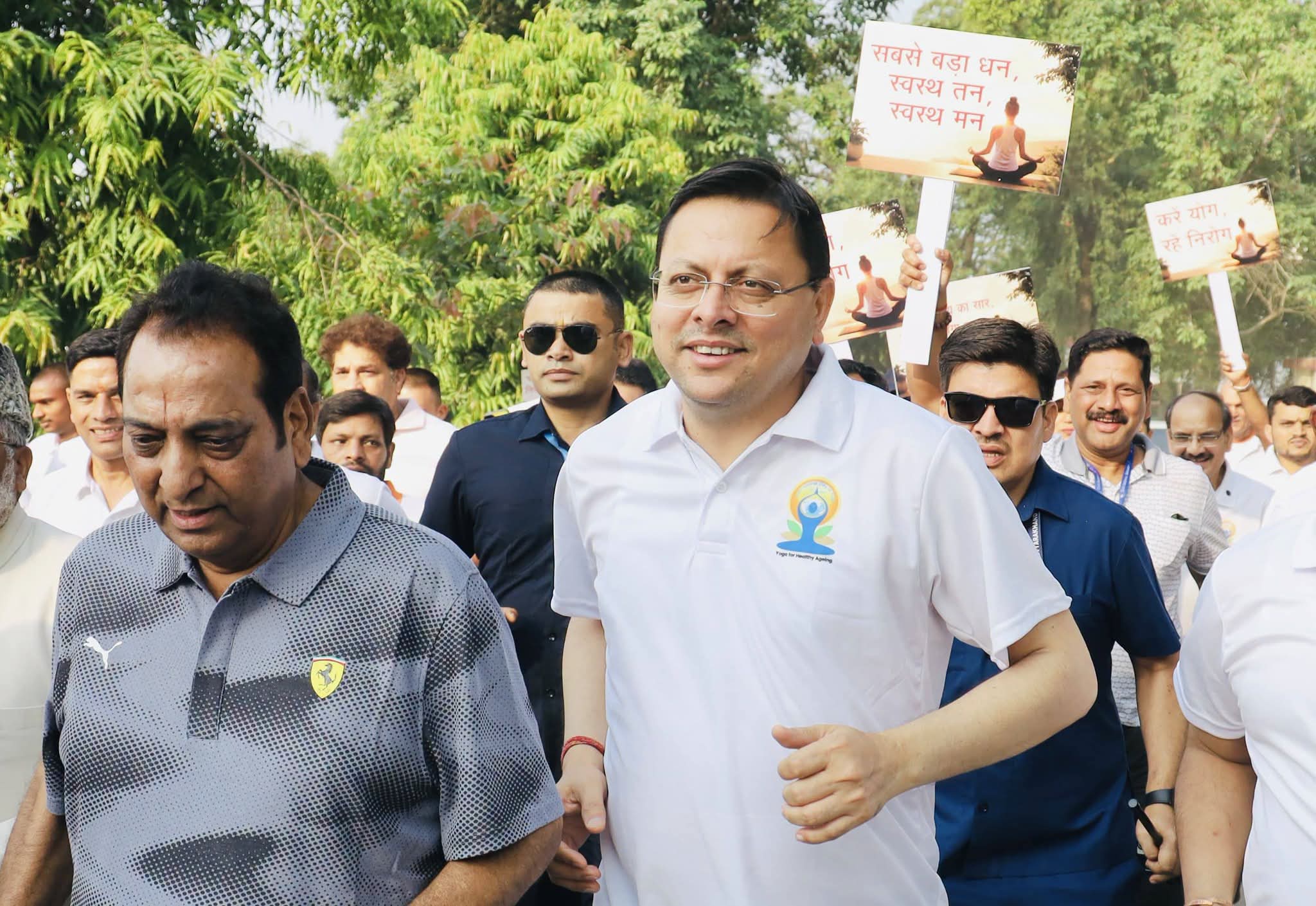 सीएम धामी ने देहरादून में ‘रन फॉर योगा’ में लिया हिस्सा, योग को बताया स्वस्थ जीवन का आधार