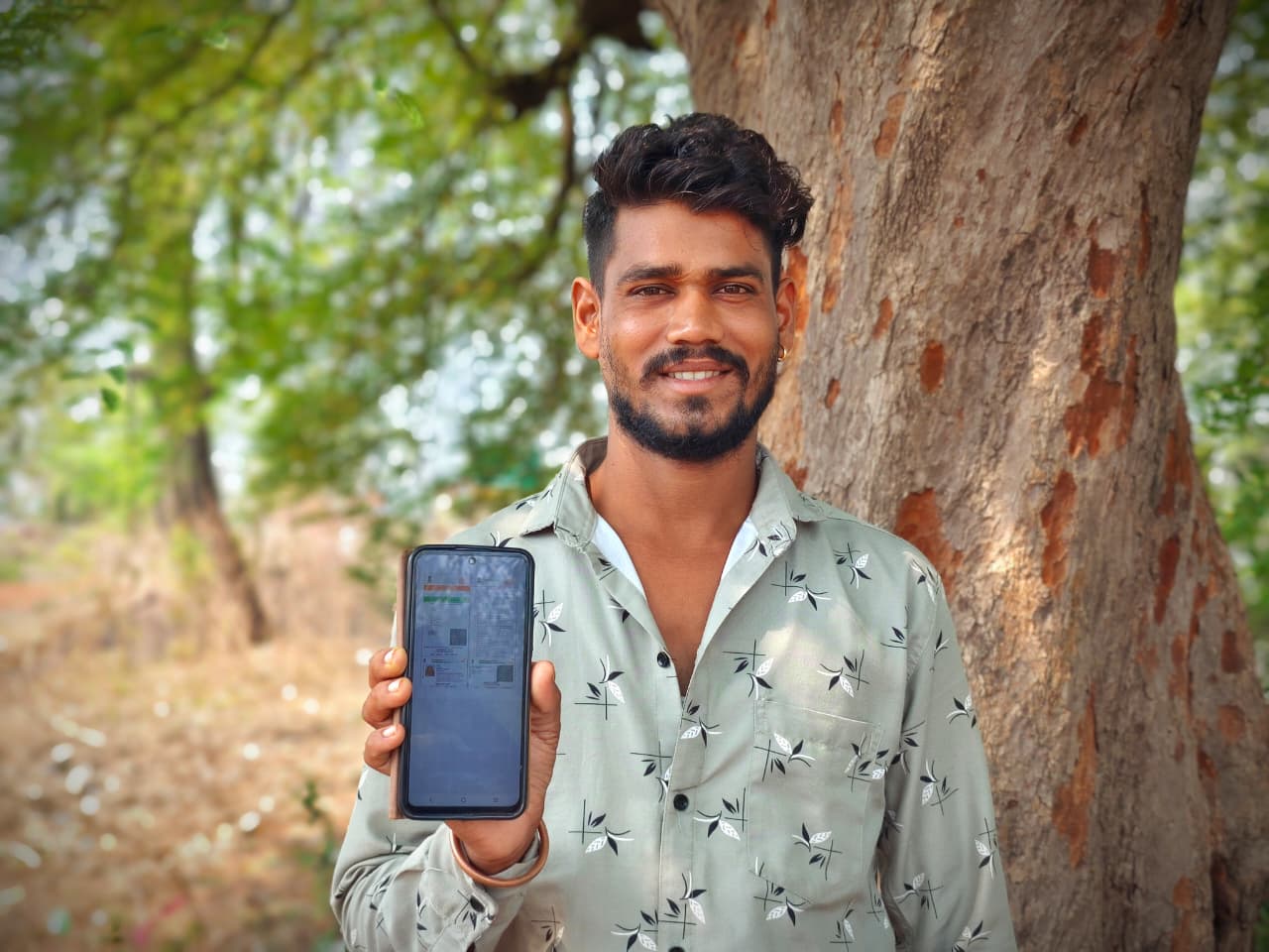 मुख्यमंत्री हेल्पलाइन का कमाल, डेढ़ माह से लंबित समस्या का 6 घंटे में हुआ समाधान, शादी के बाद पत्नी के आधार अपडेट की समस्या हुई दूर, राशन कार्ड में नाम जोड़ने का रास्ता हुआ आसान….
