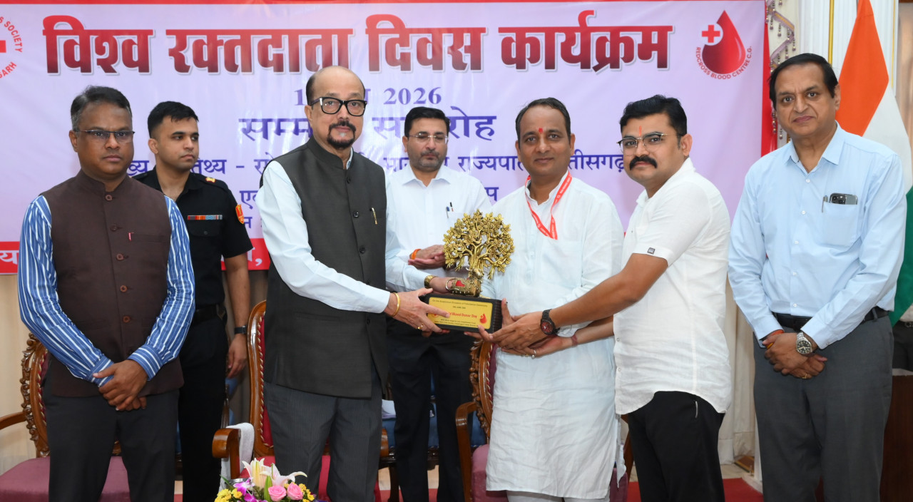 रक्तदान सबसे बड़ा दान, इससे बड़ी कोई सेवा नहीं – राज्यपाल डेका…..