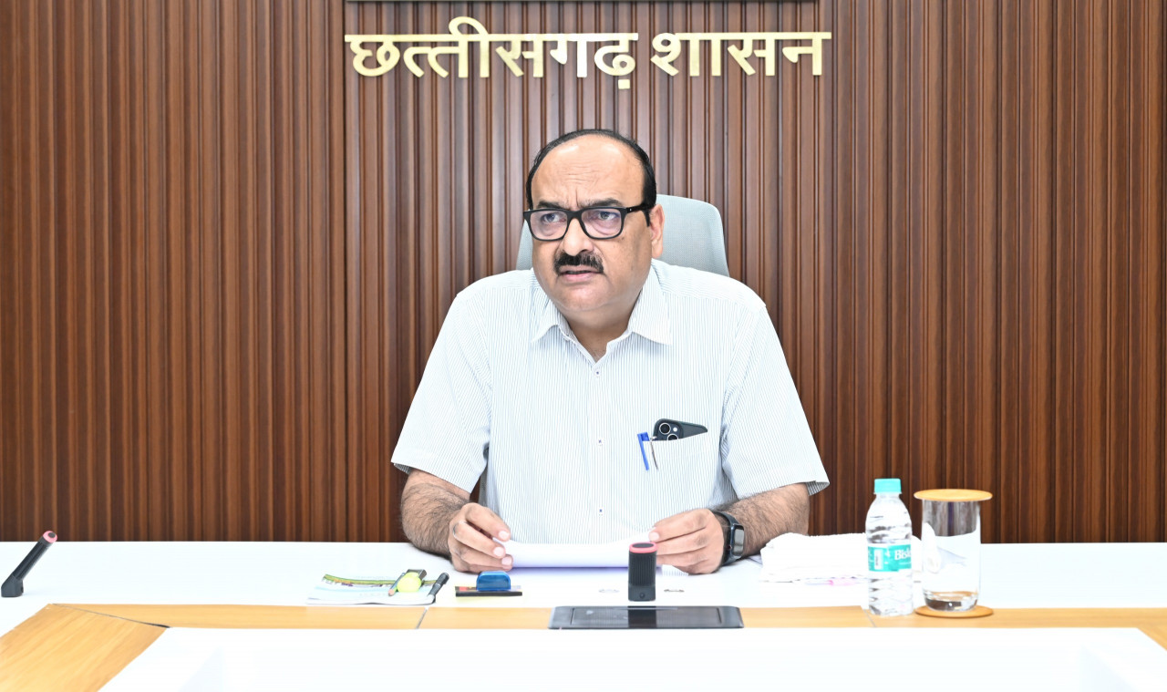 आदिवासी हितों से जुड़े विभिन्न विषयों के निराकरण हेतु उच्च स्तरीय समिति गठित करने के निर्देश : मुख्य सचिव विकासशील…..
