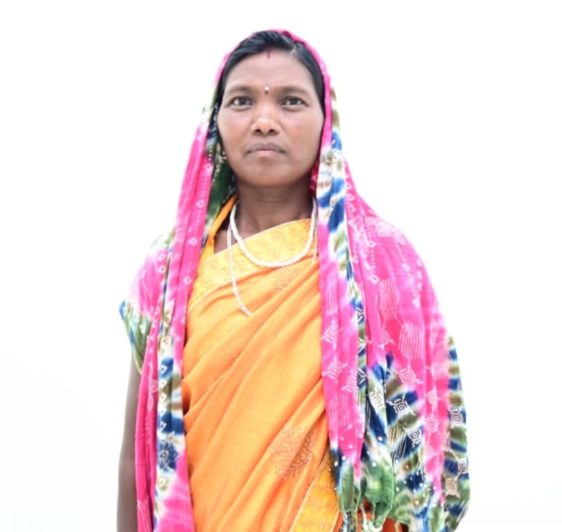 मुख्यमंत्री विष्णुदेव साय की पहल से महतारी वंदन योजना बनी महिलाओं की आत्मनिर्भरता का मजबूत आधार, ज्ञानवती बैगा के जीवन में आई खुशहाली…. मुख्यमंत्री विष्णुदेव साय की पहल से महतारी वंदन योजना बनी महिलाओं की आत्मनिर्भरता का मजबूत आधार, ज्ञानवती बैगा के जीवन में आई खुशहाली….