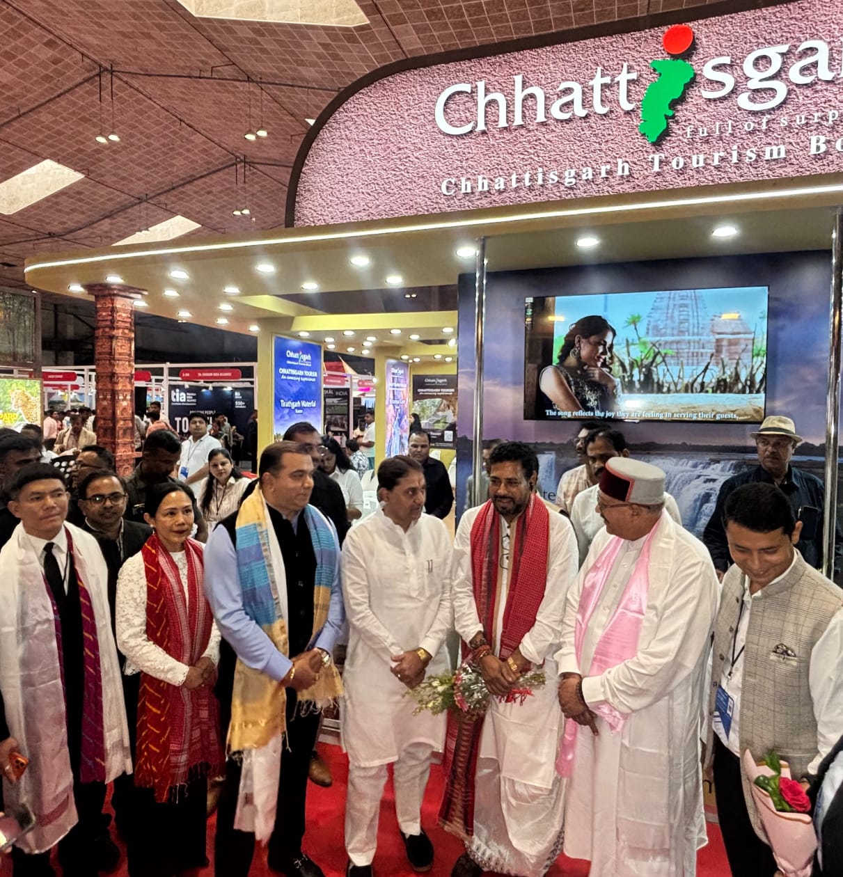 ट्रैवल एंड टूरिज्म फेयर कोलकाता-2026 में छत्तीसगढ़ पर्यटन का दमदार प्रदर्शन, वैश्विक पर्यटन मानचित्र पर मजबूत हुई पहचान….. ट्रैवल एंड टूरिज्म फेयर कोलकाता-2026 में छत्तीसगढ़ पर्यटन का दमदार प्रदर्शन, वैश्विक पर्यटन मानचित्र पर मजबूत हुई पहचान…..