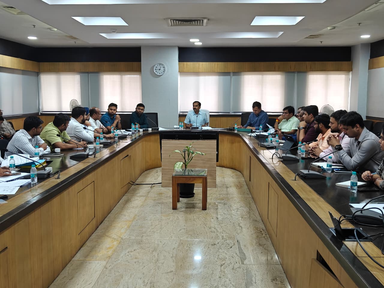 छत्तीसगढ़ में ईवी चार्जिंग नेटवर्क को मिलेगा बूस्ट, सरकार लाएगी एकीकृत एप…..