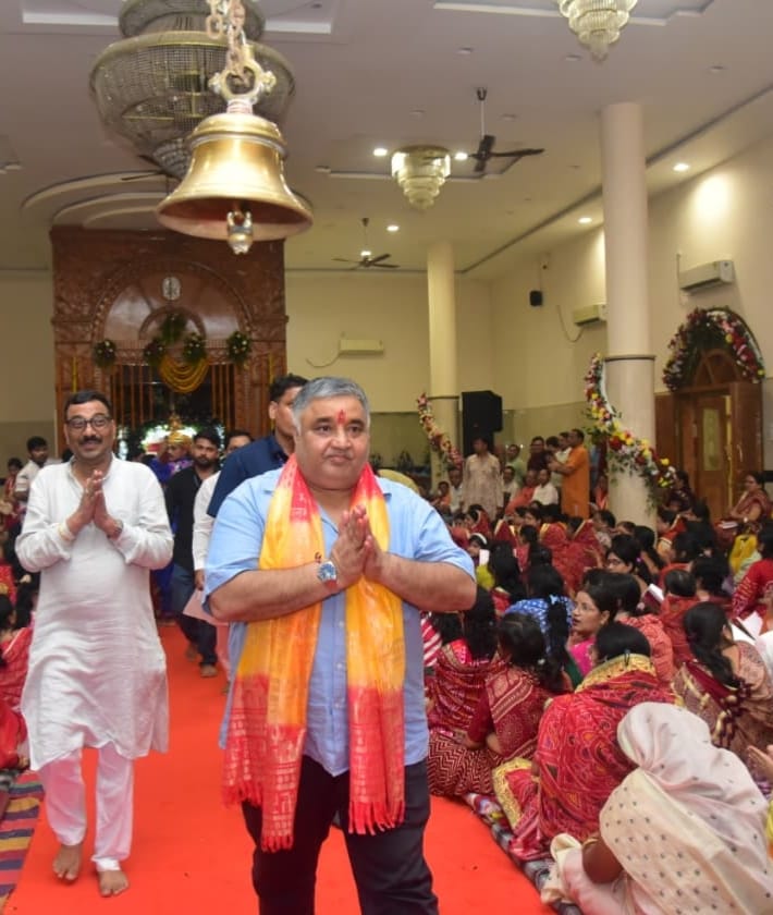 माँ बनभौरी धाम में नतमस्तक हुए पर्यटन एवं संस्कृति मंत्री राजेश अग्रवाल, प्रदेश की सुख-समृद्धि और खुशहाली की कामना की….. माँ बनभौरी धाम में नतमस्तक हुए पर्यटन एवं संस्कृति मंत्री राजेश अग्रवाल, प्रदेश की सुख-समृद्धि और खुशहाली की कामना की…..