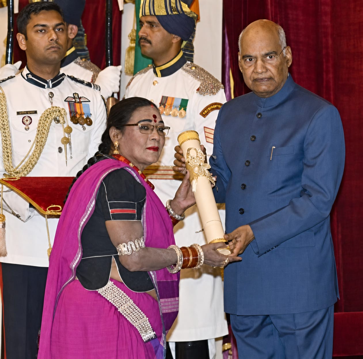 पद्म विभूषण तीजन बाई को भावभीनी श्रद्धांजलि: छत्तीसगढ़ की लोकसंस्कृति की अमर आवाज़ हुई शांत….