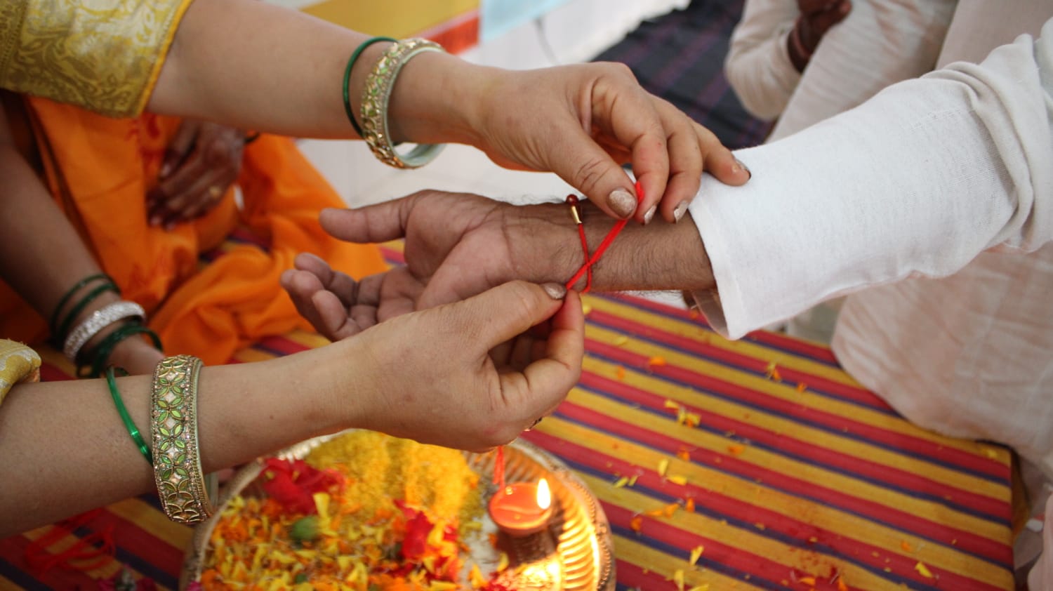 रक्षाबंधन पर केन्द्रीय जेल रायपुर में मुलाकात की व्यवस्था, बहनों के लिए भेंट का समय सुबह 8 बजे से दोपहर 3 बजे तक समय….
