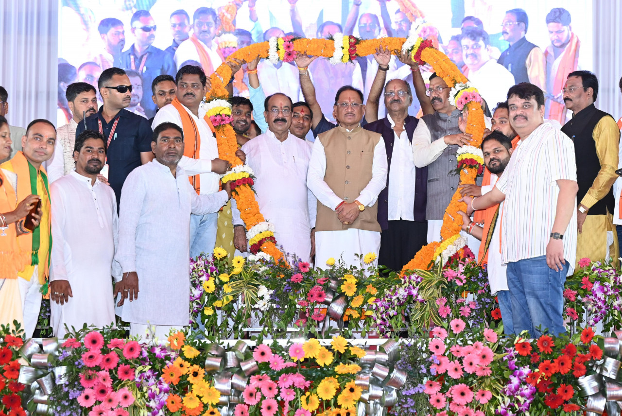 विकसित छत्तीसगढ़ के निर्माण में अब कोई बाधा नहीं, विकास की गति होगी और तेज : मुख्यमंत्री विष्णु देव साय…..