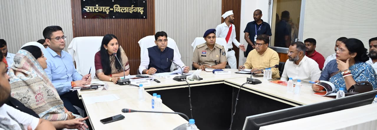 विकसित भारत-2047 के संकल्प से जुड़ेगा सारंगढ़-बिलाईगढ़, ”सेवा संकल्प अभियान” को जन-आंदोलन बनाने में जुटे मंत्री टंक राम वर्मा, तैयारियों की समीक्षा कर दिए निर्देश….