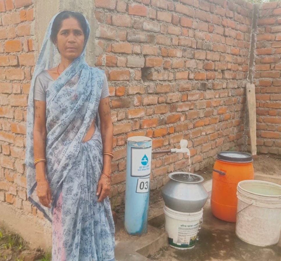 सेवा का संकल्प, विकास की धार : नगरी के पंडरवाही में घर-घर नल से बह रही खुशहाली…..