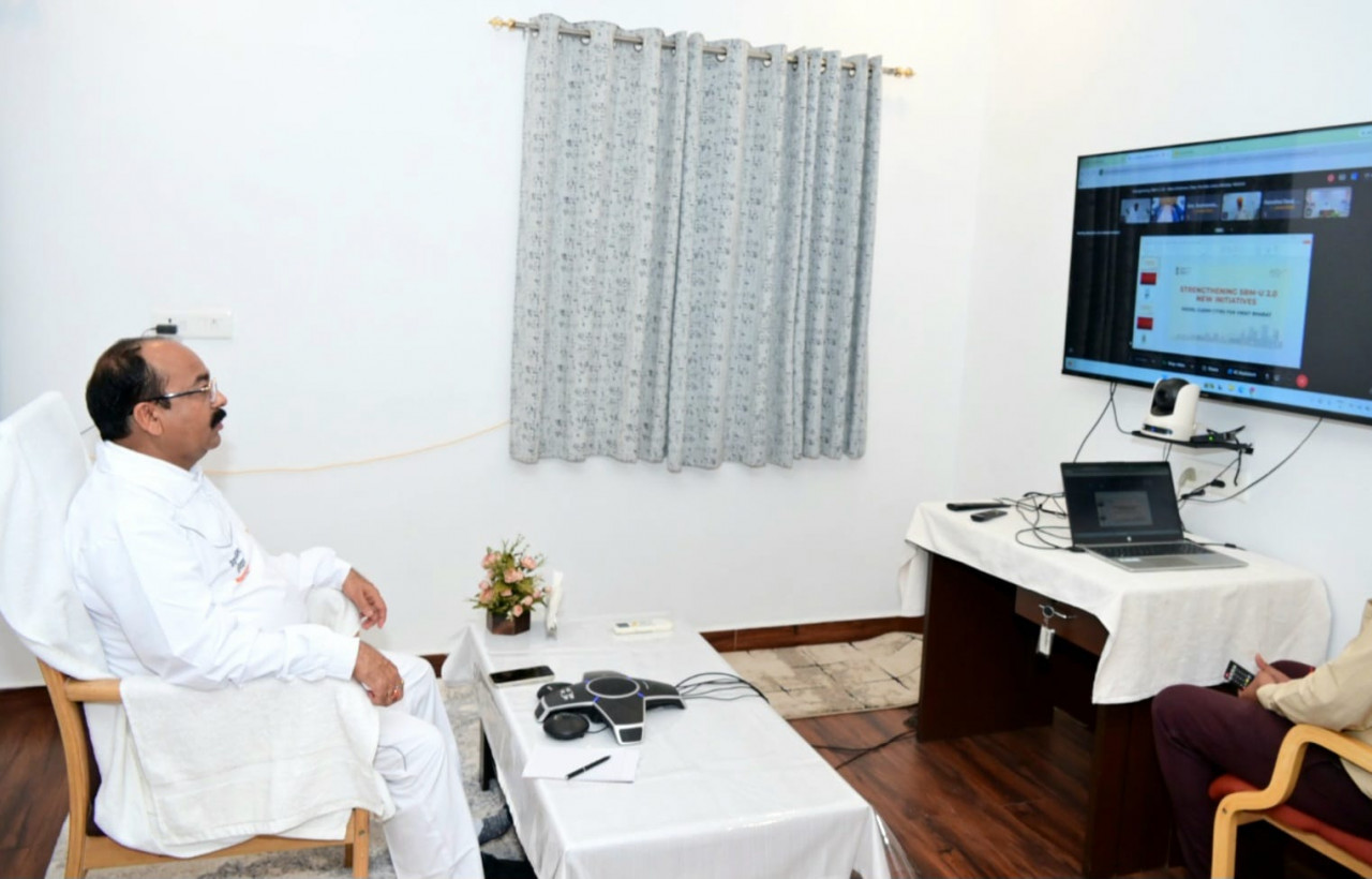 स्वच्छता की राष्ट्रीय पहल ‘प्रगति-50’ में रायपुर और बिलासपुर शामिल, केंद्रीय आवासन और शहरी कार्य मंत्री मनोहर लाल ने किया योजना का शुभारंभ, उप मुख्यमंत्री अरुण साव शुभारंभ कार्यक्रम से वर्चुअली जुड़े…..