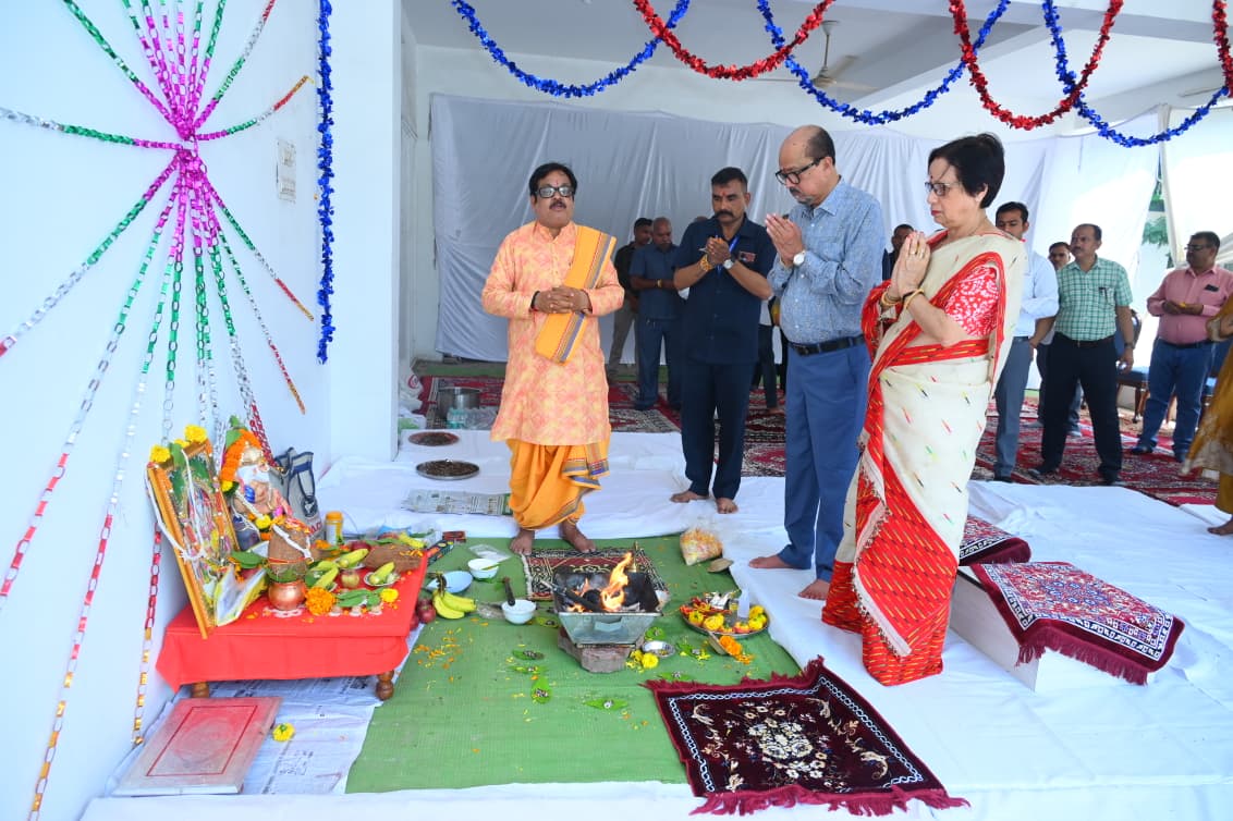 लोकभवन में मनाया गया विश्वकर्मा जयंती…..