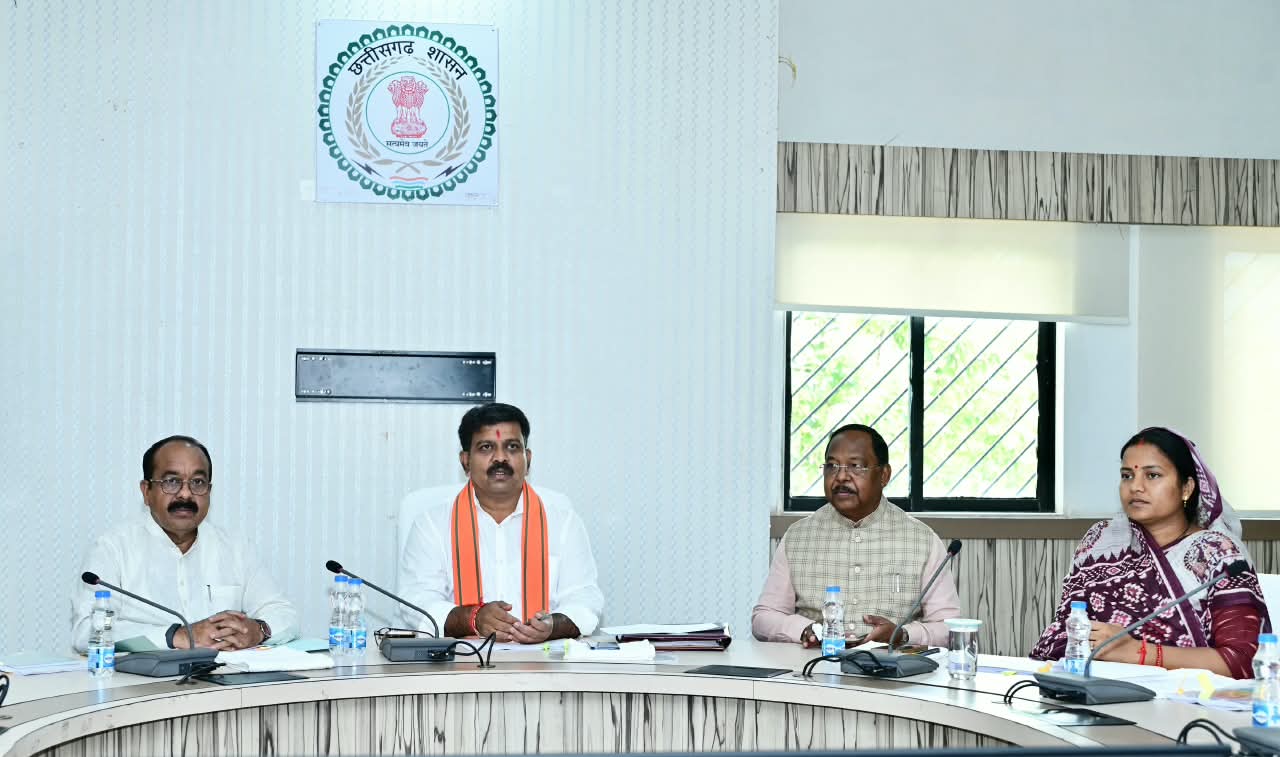 उप मुख्यमंत्री विजय शर्मा की अध्यक्षता में राजनीतिक प्रकरण वापसी समिति की हुई अहम बैठक….