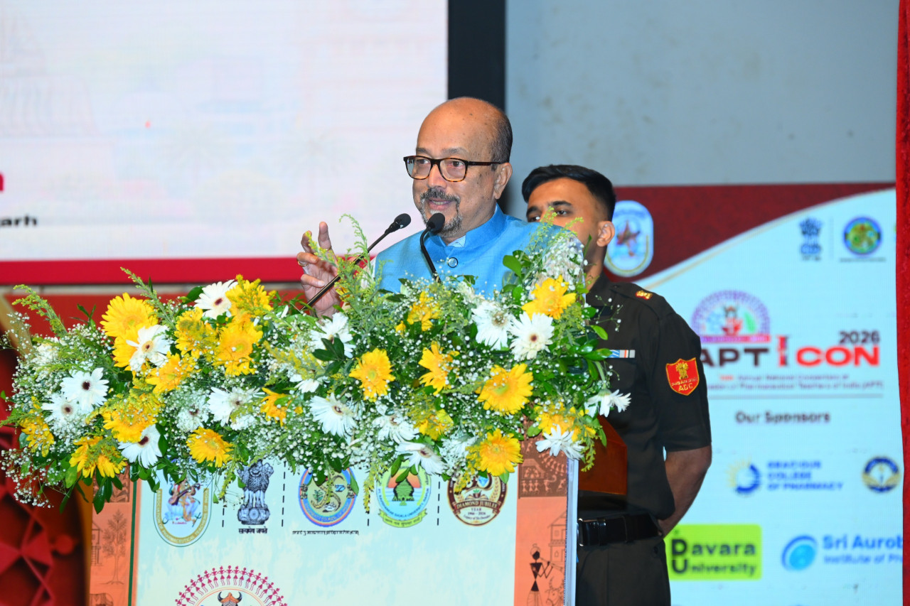 दवाएं सस्ती हों, ग्रामीणों तक पहुंचे इलाज, नकली दवाओं पर लगे रोक – राज्यपाल रमेन डेका…. दवाएं सस्ती हों, ग्रामीणों तक पहुंचे इलाज, नकली दवाओं पर लगे रोक – राज्यपाल रमेन डेका….